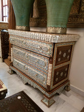 Royal mother of pearl dresser