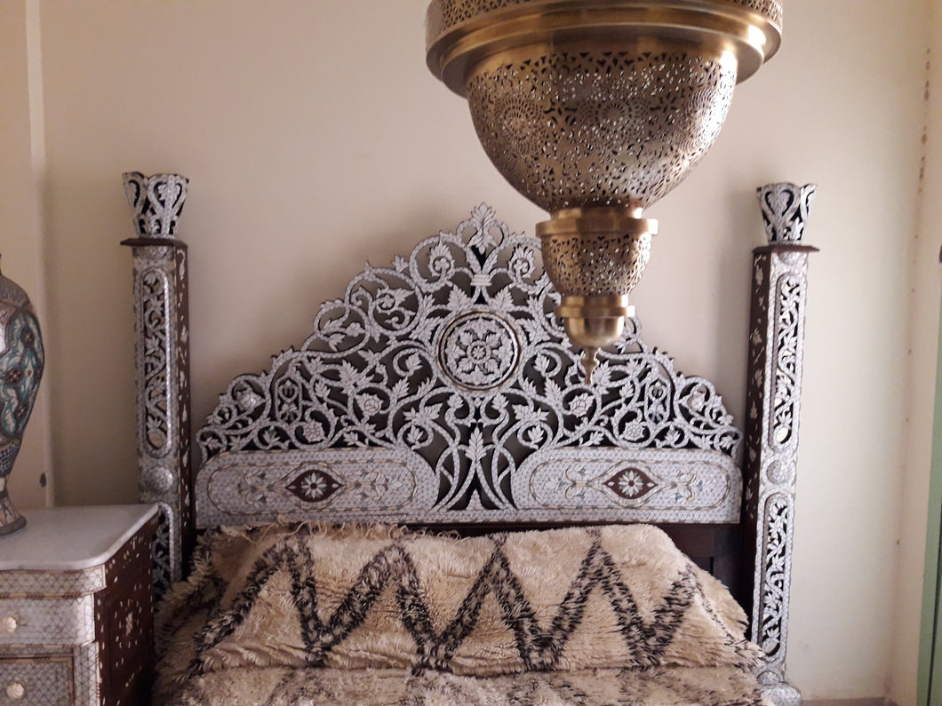 Royal Damascus mother of pearl bed